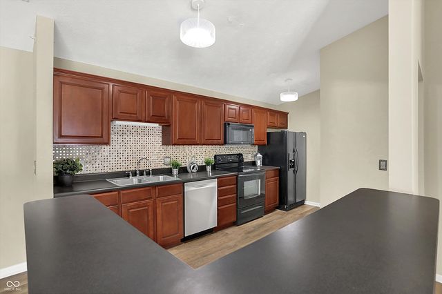 6509 Emerald Hill Court 309, Indianapolis, IN 46237