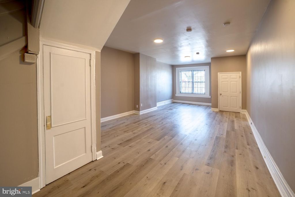 1842 N 16TH ST, PHILADELPHIA, PA 19121 — photo 2