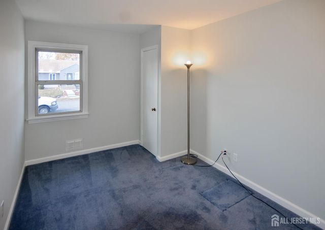 55 Bridge Street, Sewaren, NJ 07077