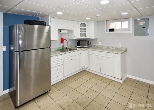 55 Bridge Street, Sewaren, NJ 07077