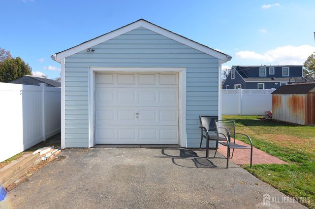 55 Bridge Street, Sewaren, NJ 07077
