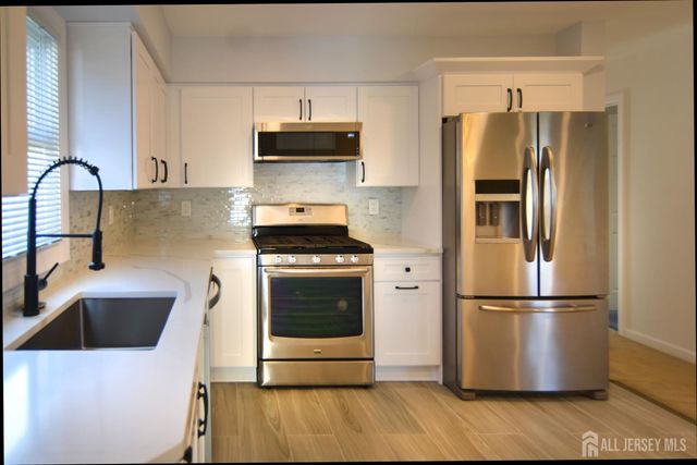 55 Bridge Street, Sewaren, NJ 07077