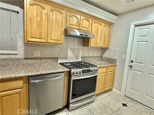 930 S Charlotte Ave A, San Gabriel, CA 91776