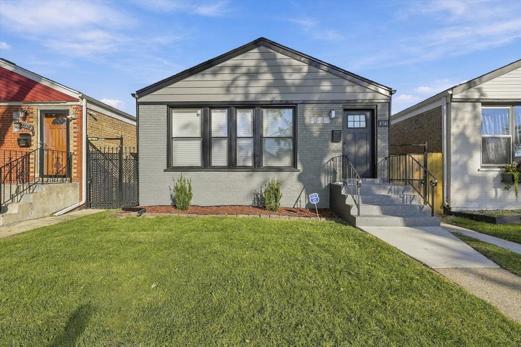 4541 S LeClaire Avenue, Chicago, IL 60638 — photo 2