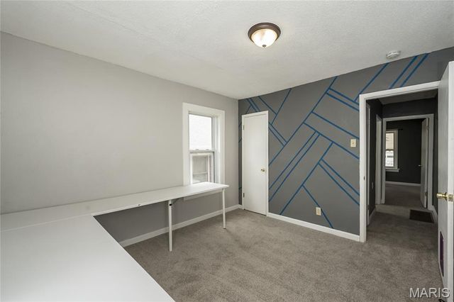 2833 Walton Road, St Louis, MO 63114