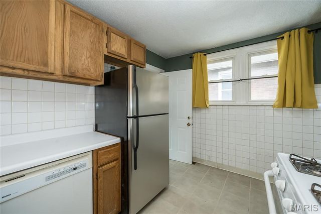 2833 Walton Road, St Louis, MO 63114