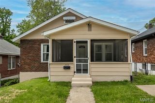 2833 Walton Road, St Louis, MO 63114