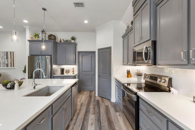 3618 Emerson Drive, Montgomery, TX 77356