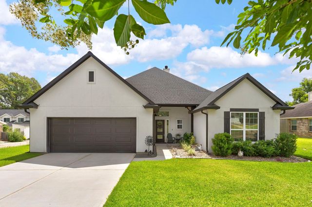 3618 Emerson Drive, Montgomery, TX 77356