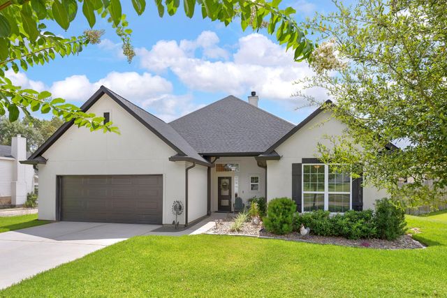 3618 Emerson Drive, Montgomery, TX 77356
