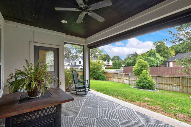 3618 Emerson Drive, Montgomery, TX 77356