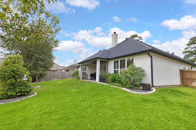 3618 Emerson Drive, Montgomery, TX 77356