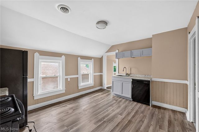 2026 W 44th Street, Cleveland, OH 44113