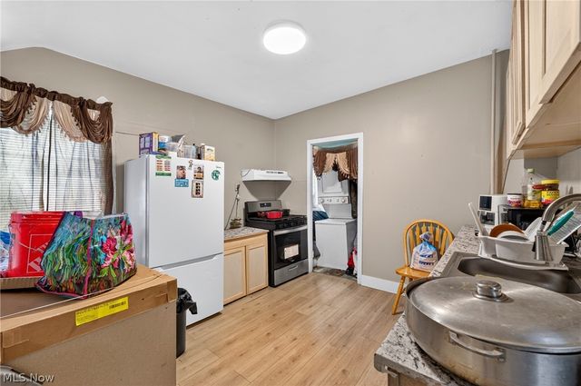 2026 W 44th Street, Cleveland, OH 44113