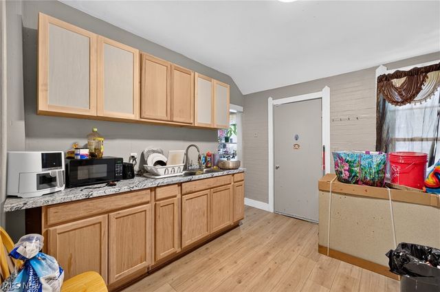 2026 W 44th Street, Cleveland, OH 44113