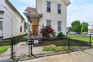 2026 W 44th Street, Cleveland, OH 44113