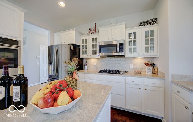 9875 N Port Drive, Mccordsville, IN 46055