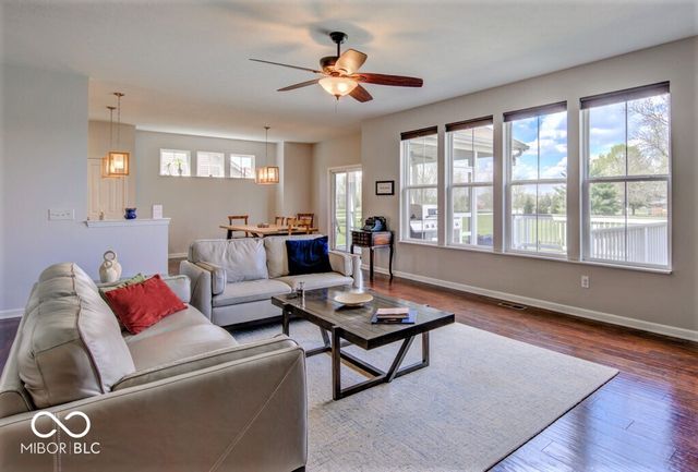 9875 N Port Drive, Mccordsville, IN 46055