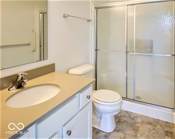 9875 N Port Drive, Mccordsville, IN 46055