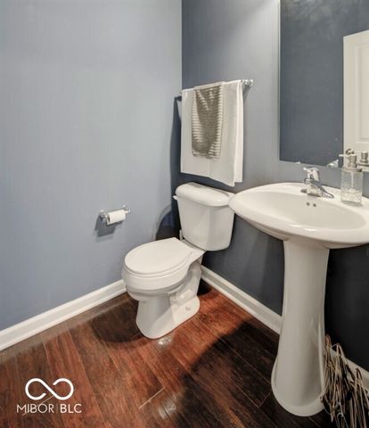 9875 N Port Drive, Mccordsville, IN 46055