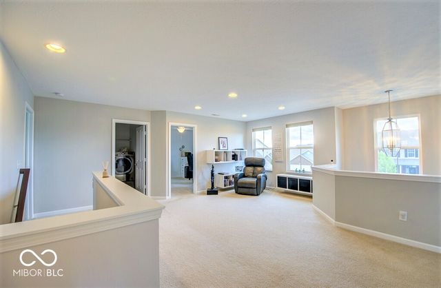 9875 N Port Drive, Mccordsville, IN 46055