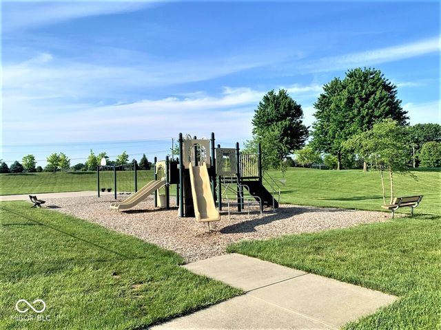 9875 N Port Drive, Mccordsville, IN 46055