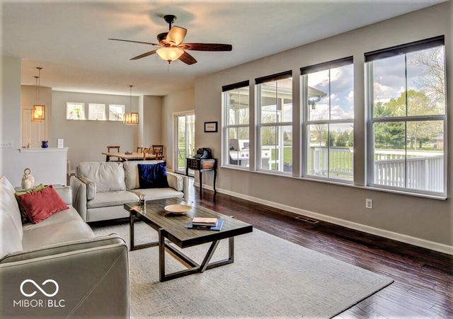 9875 N Port Drive, Mccordsville, IN 46055
