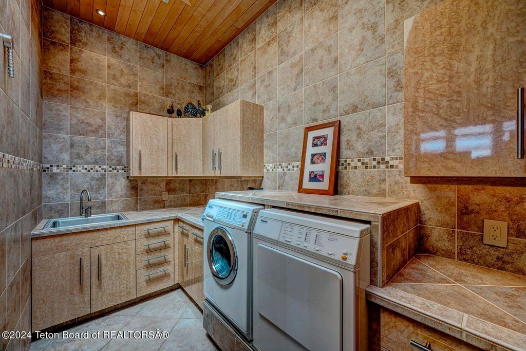 21 EAGLE RIDGE Drive, Sheridan, WY 82801 photo 34