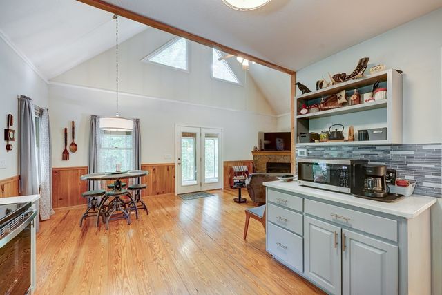 154 Rapsody Circle, Ellijay, GA 30540