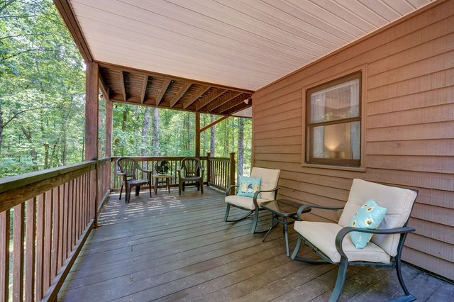 154 Rapsody Circle, Ellijay, GA 30540