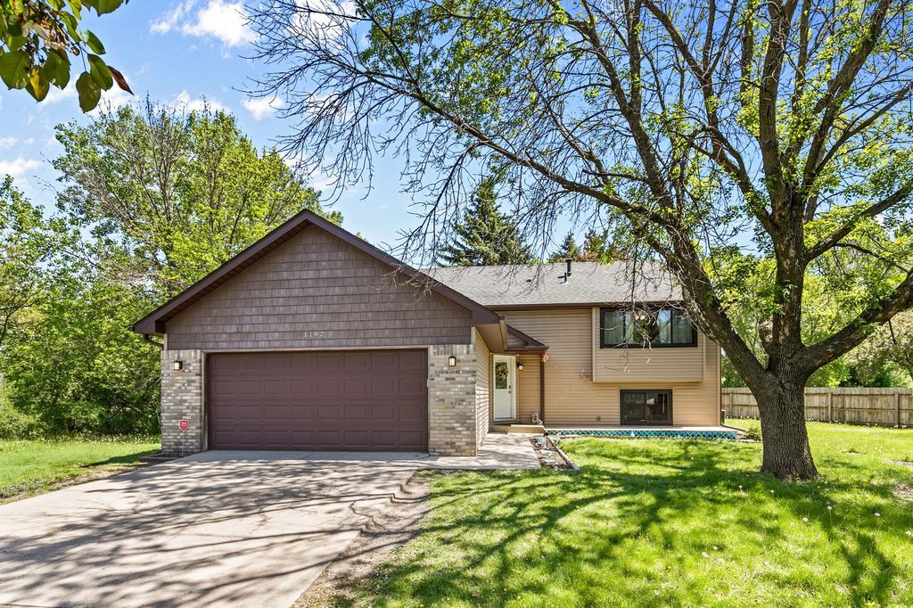 1192 97th Lane NE, Blaine, MN 55434