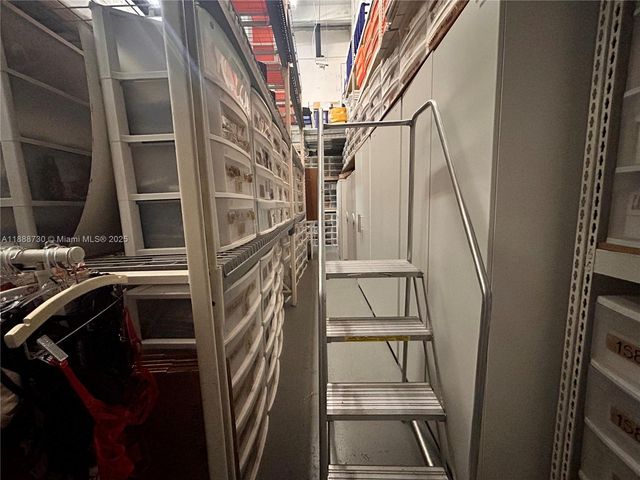 5930 NW 99th Ave 7, Doral, FL 33178