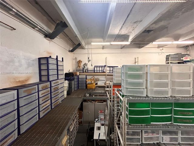 5930 NW 99th Ave 7, Doral, FL 33178