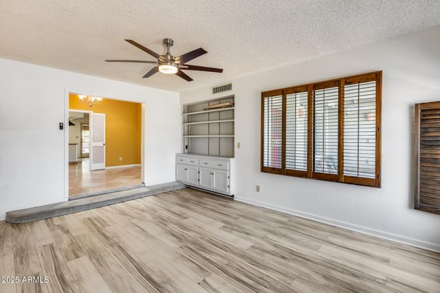 319 E HACKAMORE Street, Mesa, AZ 85201