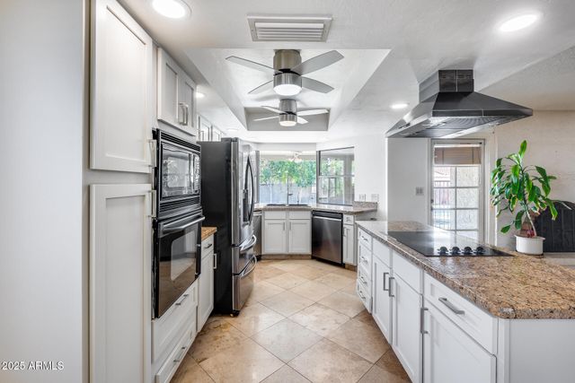 319 E HACKAMORE Street, Mesa, AZ 85201