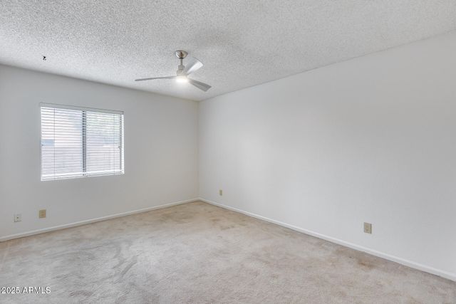 319 E HACKAMORE Street, Mesa, AZ 85201