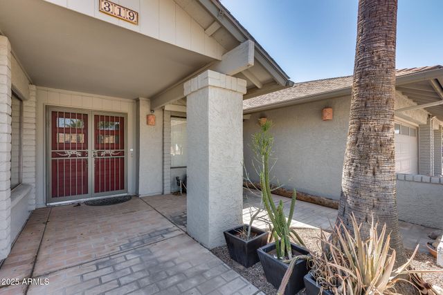 319 E HACKAMORE Street, Mesa, AZ 85201