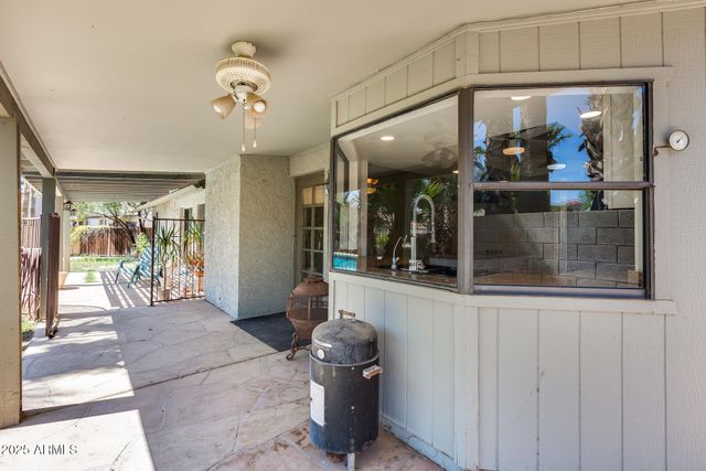 319 E HACKAMORE Street, Mesa, AZ 85201