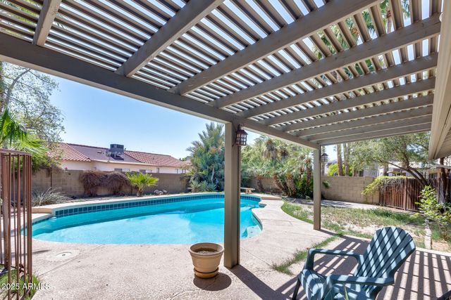 319 E HACKAMORE Street, Mesa, AZ 85201