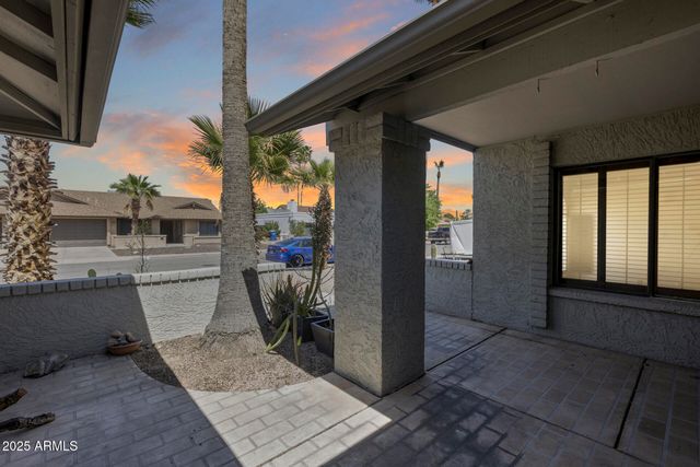 319 E HACKAMORE Street, Mesa, AZ 85201