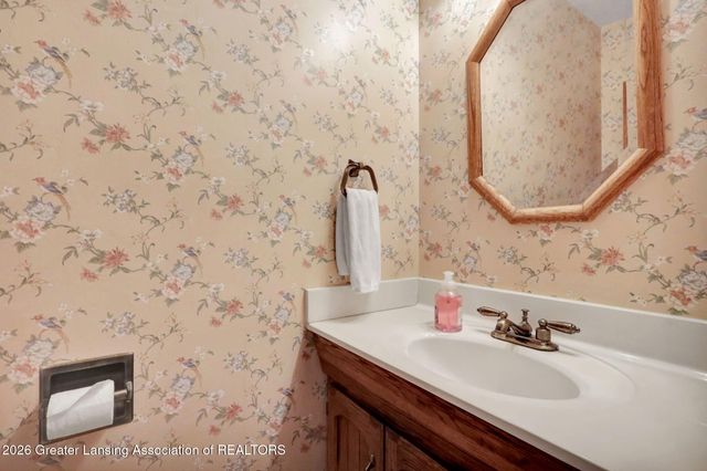 1234 Redpole Drive, Dewitt, MI 48820
