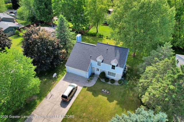 1234 Redpole Drive, Dewitt, MI 48820