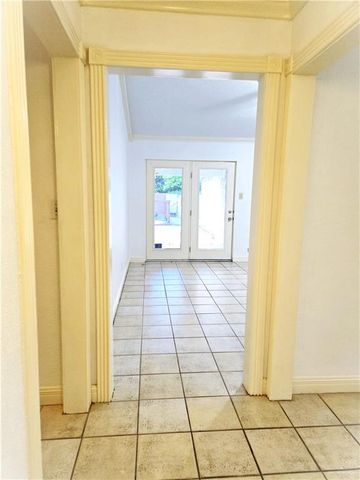 313 Redbud Avenue, Mcallen, TX 78504