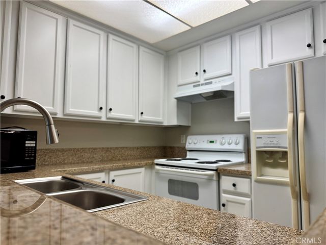 432 Edgehill 95, Oceanside, CA 92054