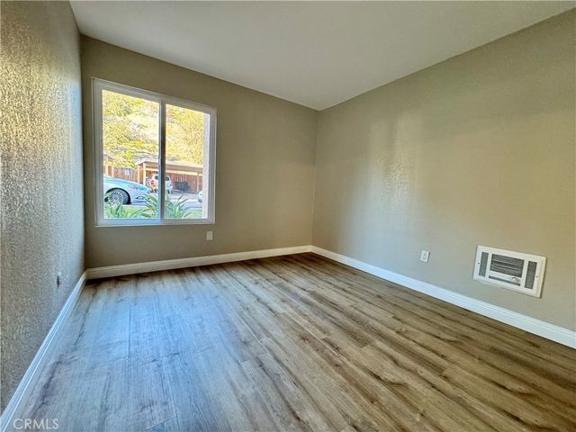 432 Edgehill 95, Oceanside, CA 92054