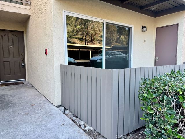 432 Edgehill 95, Oceanside, CA 92054