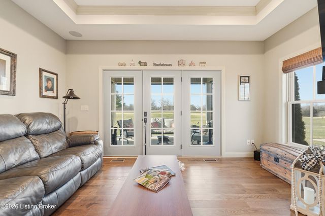 108 Christine Ct, Bardstown, KY 40004