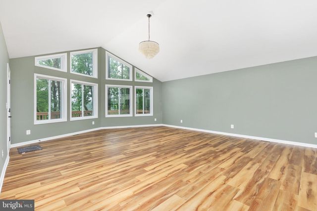 2668 HIGH TOP RD, Linden, VA 22642