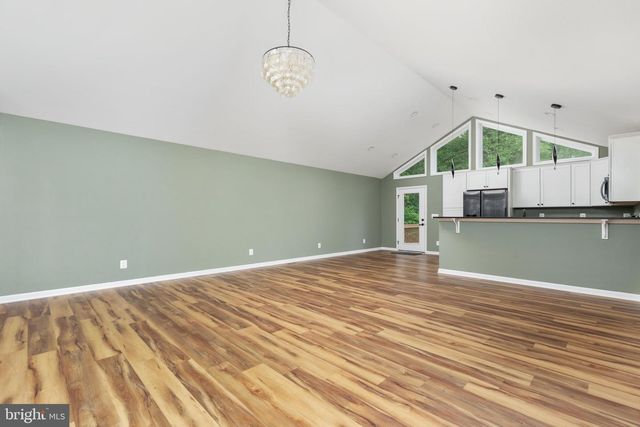 2668 HIGH TOP RD, Linden, VA 22642