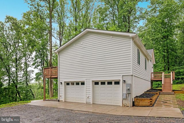 2668 HIGH TOP RD, Linden, VA 22642